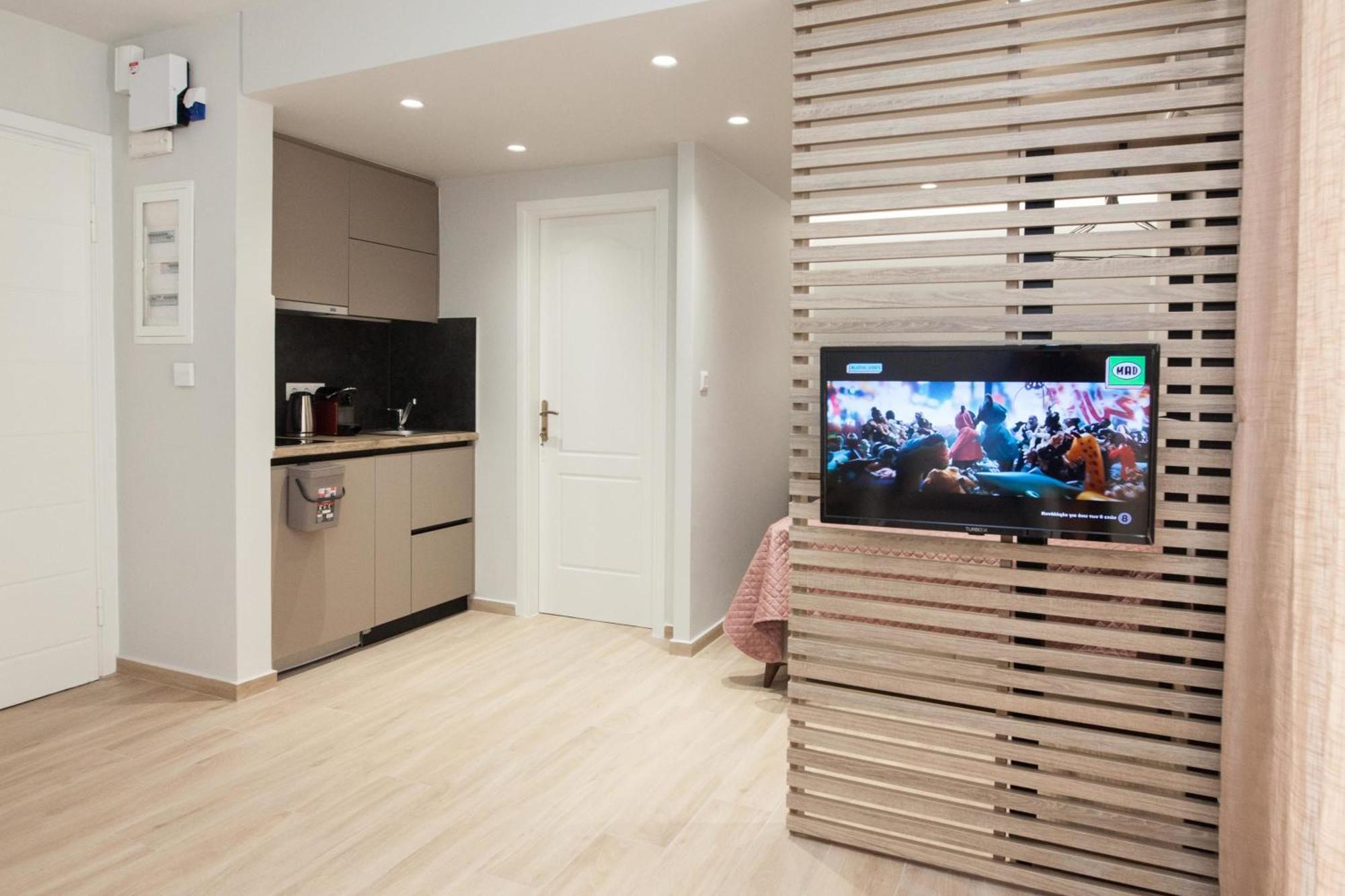 Petralona Gem Hotel-Style Studio With Balcony Athens Exterior photo